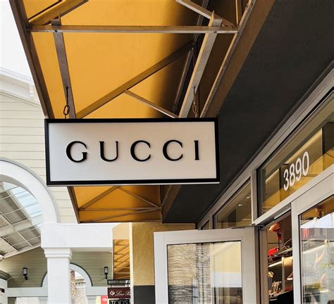 gucci shades sero8a7d7n|Gucci Livermore Outlet.